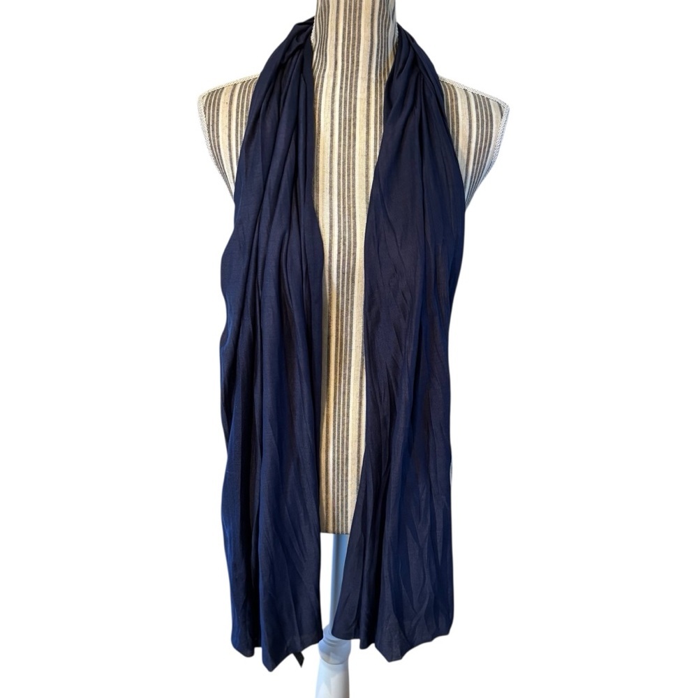 NWT Chuns Scarf / Wrap Navy Blue Large Super Soft Accessory Comfy Fall Winter - Picture 2 of 14